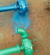 養(yǎng)殖場(chǎng)排污泵選擇之污水泵，立式絞刀抽糞泵